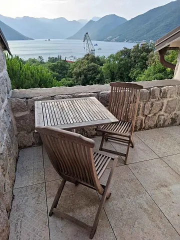BEAUTIFUL STONE HOUSE IN LIPCI – AN AUTHENTIC HOME IN THE BAY OF KOTOR — photo 31